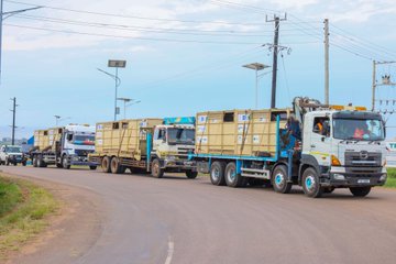 8 Rhinos Donated to Uganda from South Africa